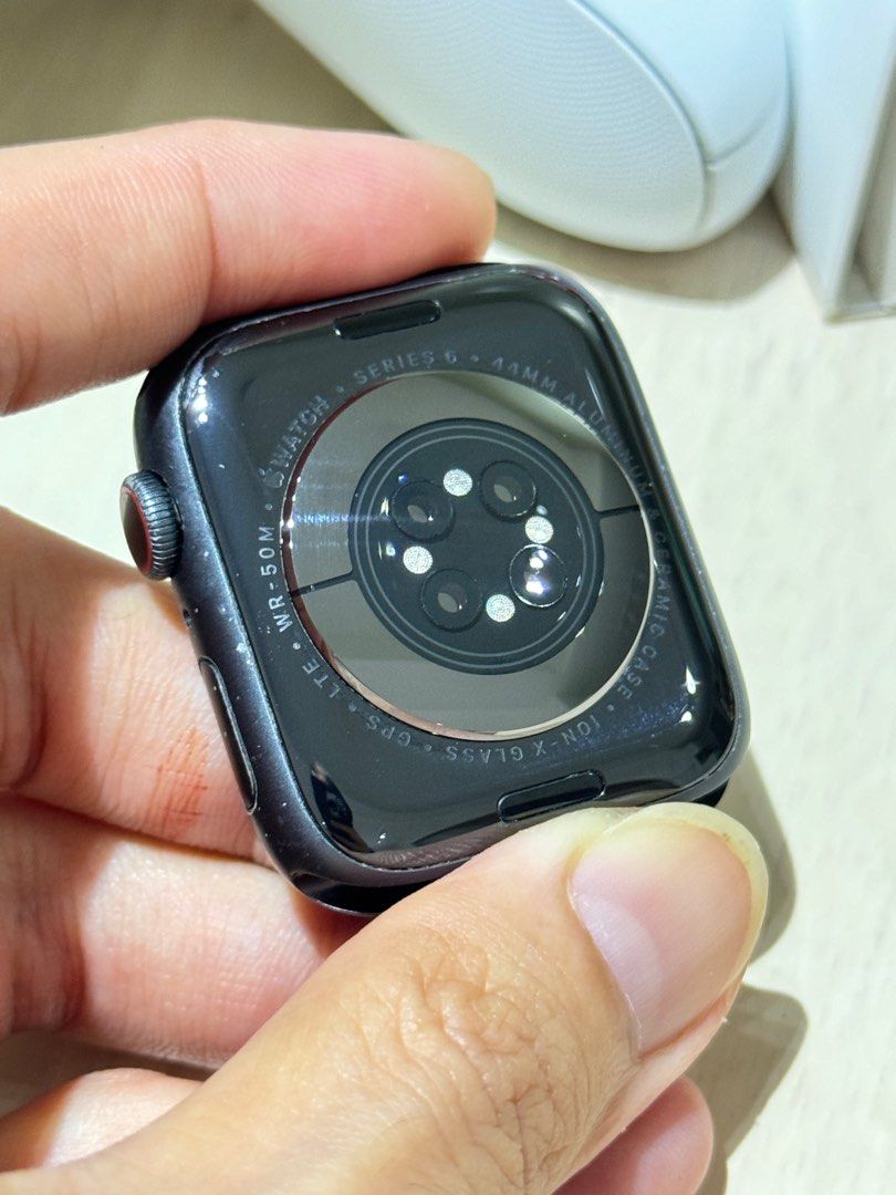 Apple watch new arrivals series 6 sell