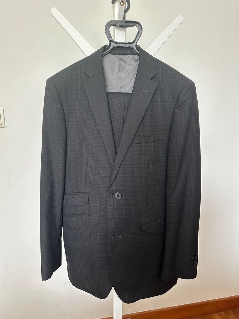 Burberry black suit store