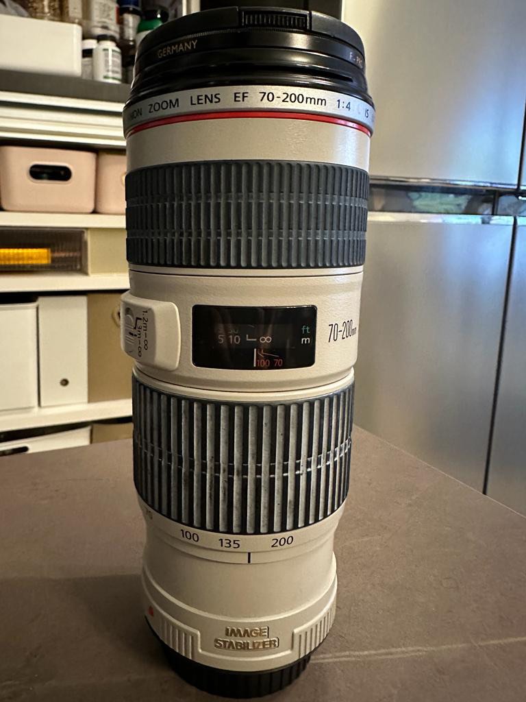 Canon 70 200 F4, 攝影器材, 鏡頭及裝備 Carousell