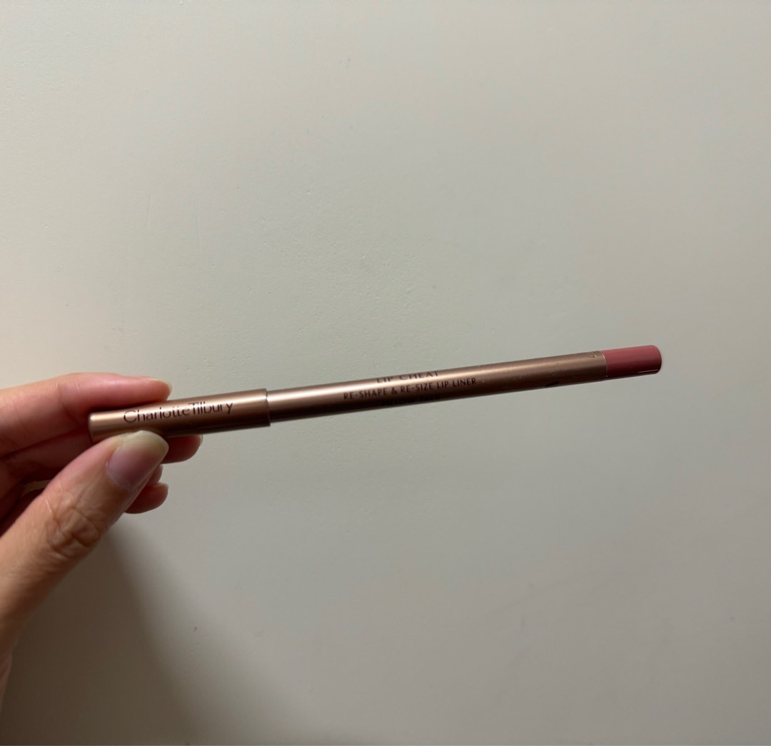 Charlotte Tilbury Lip liner [pillow talk], 美容＆化妝品, 健康及美容 皮膚護理, 化妝品