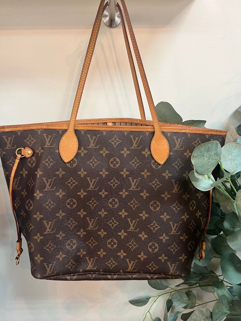 NO nego] Fast Deal Price- LV Louis Vuitton Neverfull MM authentic, Luxury,  Bags & Wallets on Carousell