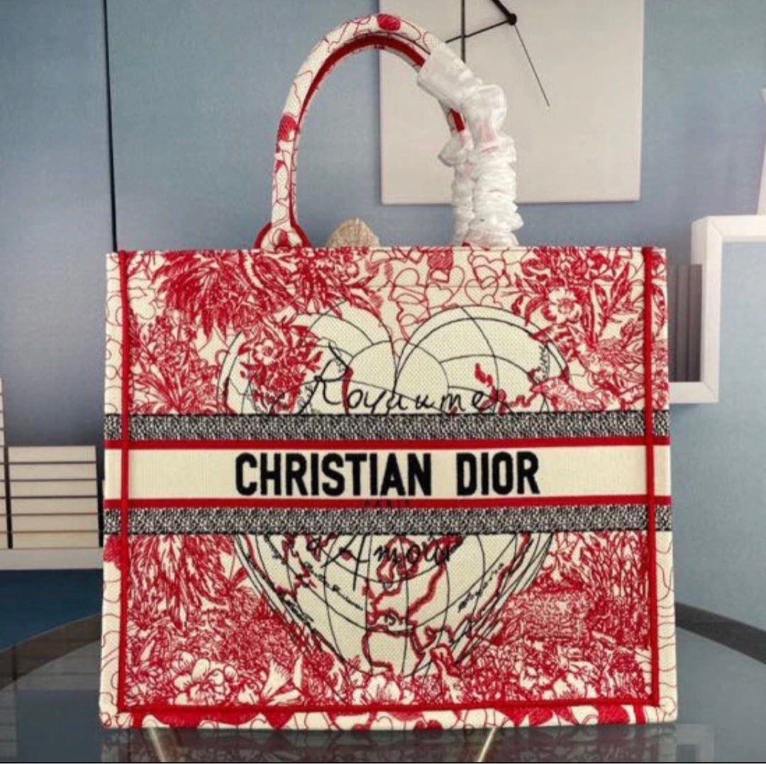 CHRISTIAN DIOR TOTE BAG