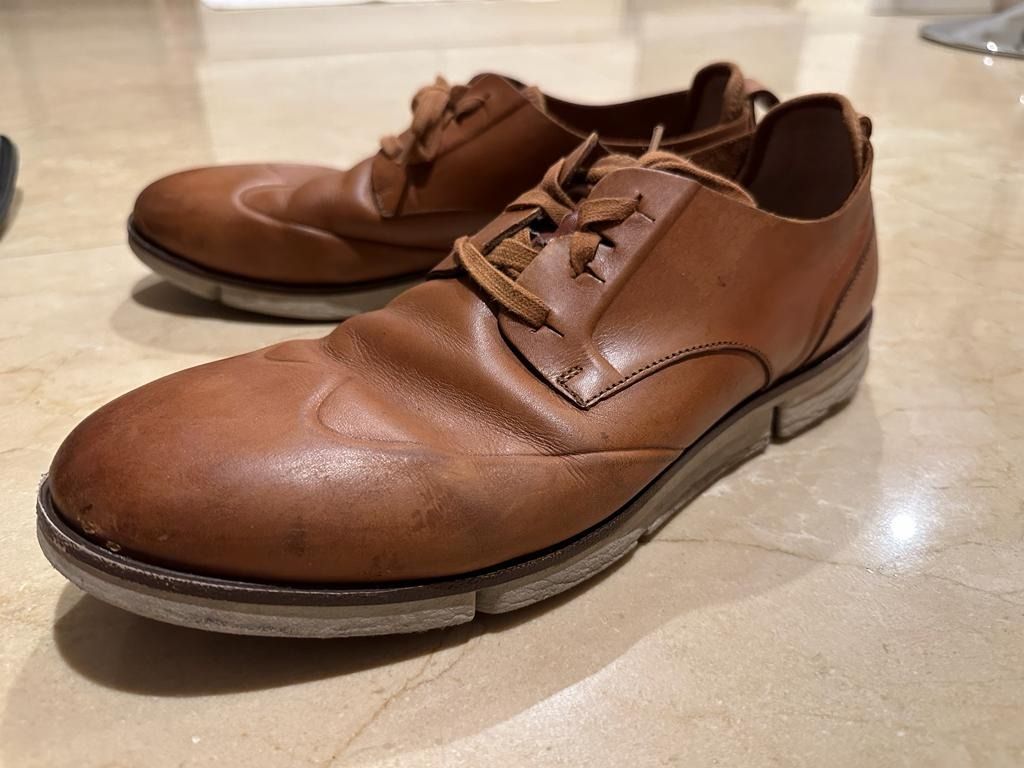 Clarks brown store dress shoes