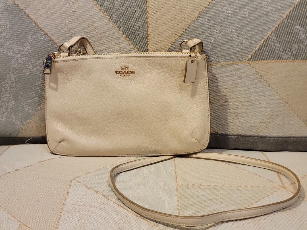 Coach Lyla Crossbody Bag Carousell