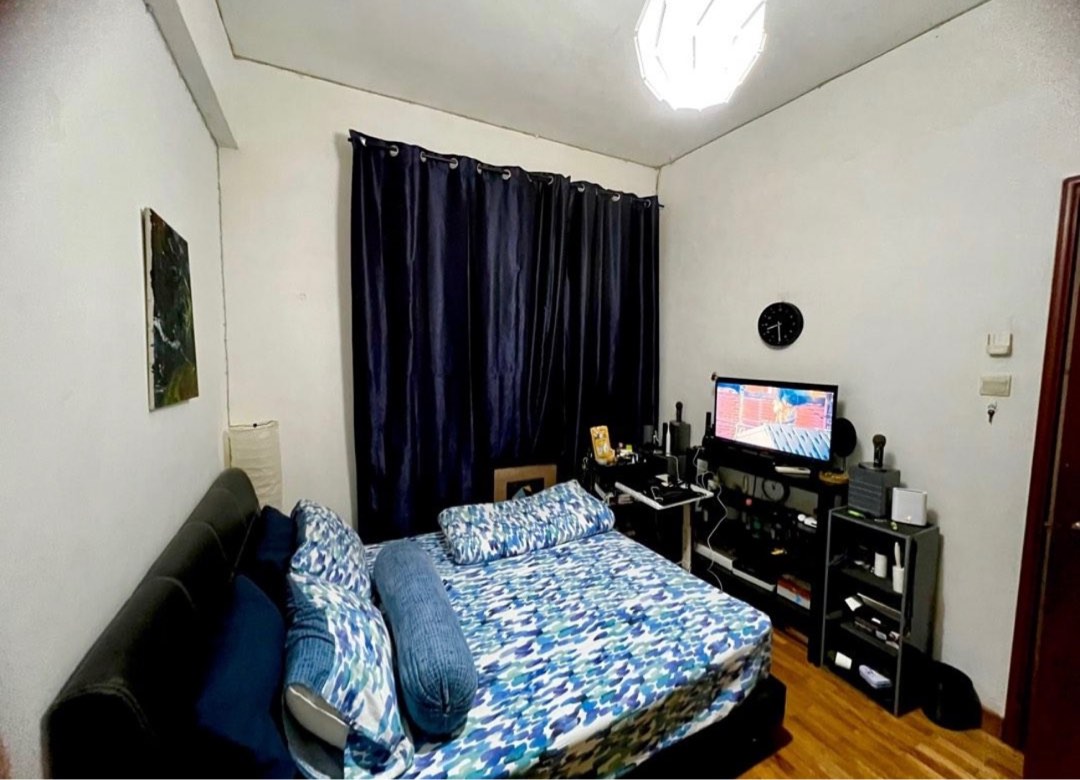(Category: ) located in . Submitted by drewx08 (Listing ID 1260132010, Image 1). Description: .