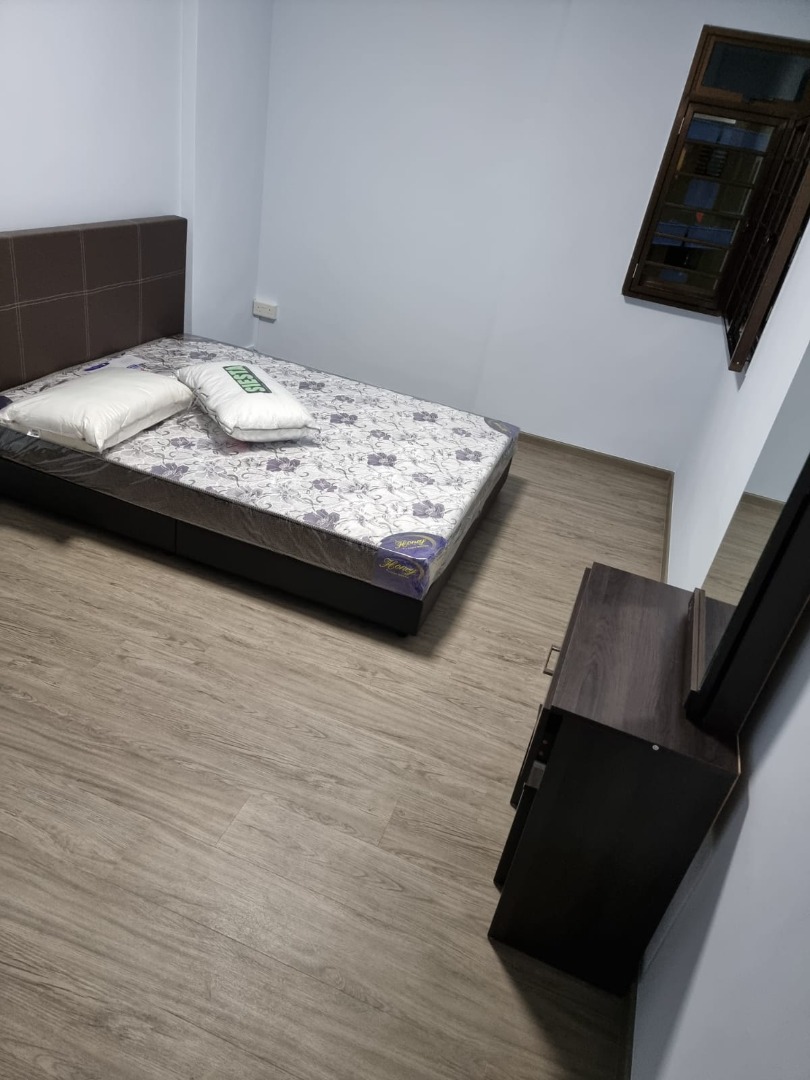 (Category: ) located in . Submitted by inglewolf_homes (Listing ID 1260148940, Image 1). Description: .
