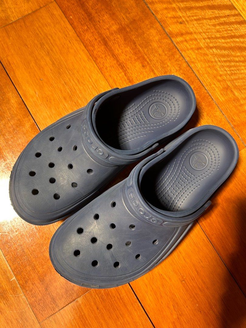Mens crocs size discount 15