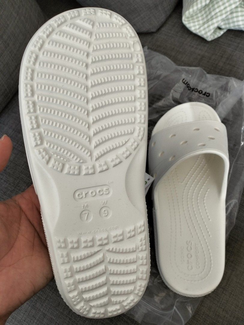 mens slippers crocs style