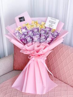 Customized Bouquet MONEY ROSE TULIPS