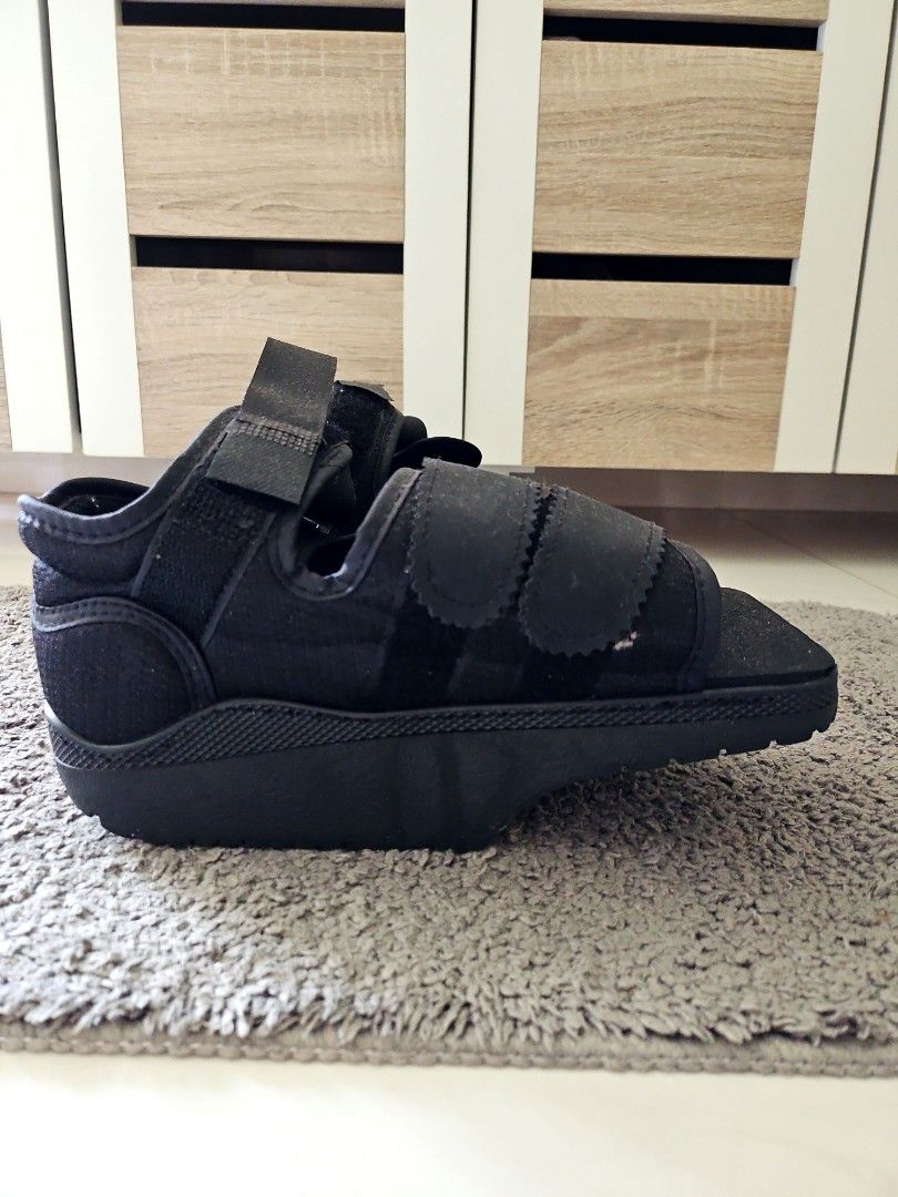 Darco OrthoWedge Offloading Healing Shoe, Luxury, Sneakers & Footwear