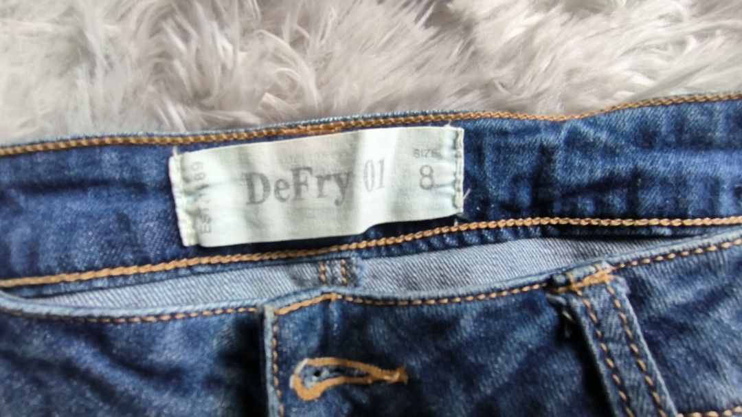 Defry Brand Defry Pants, Women's Fashion, Bottoms, Jeans on Carousell
