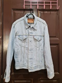 DENIM LEVI'S® MEN'S TRUCKER JACKET