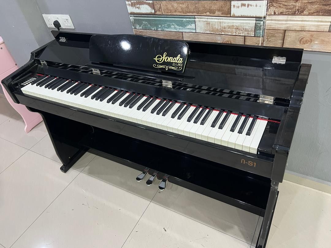 Sonata 88 digital piano on sale