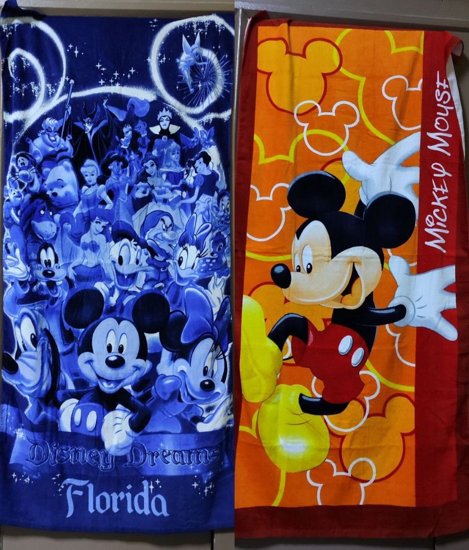 Disney bath towels, Beauty & Personal Care, Bath & Body, Bath on Carousell