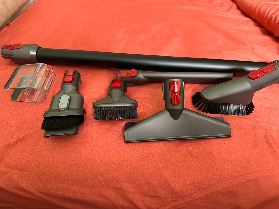 Dyson v15 Detect Absolute Vacuum HEPA better than v12 v11 v10, TV