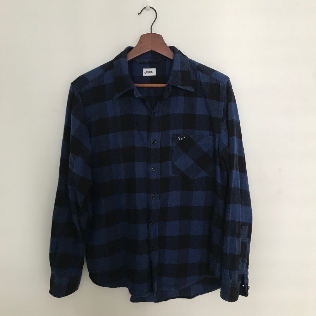 EDWIN FLANNEL (Category: Tshirts & Polo Shirts) located in Kuala Lumpur. Submitted by seikatbunga (Listing ID 1260196921, Image 2). Description: - EDWIN FLANNEL- . Size: PIT: 21 inci LABUH: 28inci LENGAN: 24INCI CONDITION: 9/10 - button function - overall okay POSTAGE: FREE.