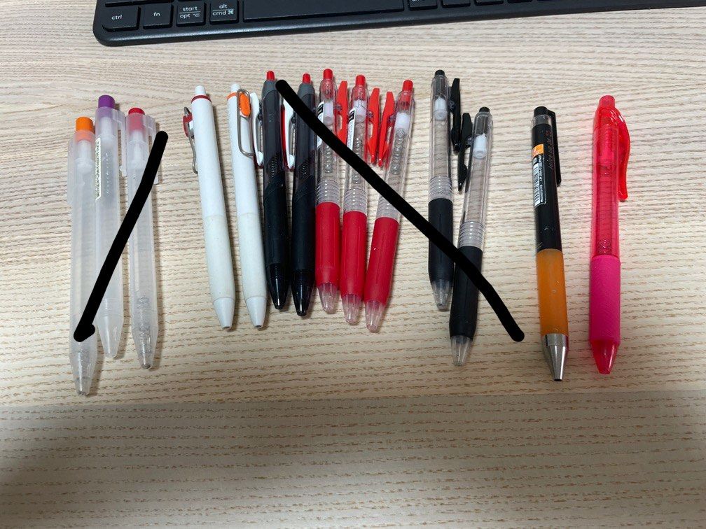 Muji Pens 0.5mm, Hobbies & Toys, Stationery & Craft, Stationery & School  Supplies on Carousell