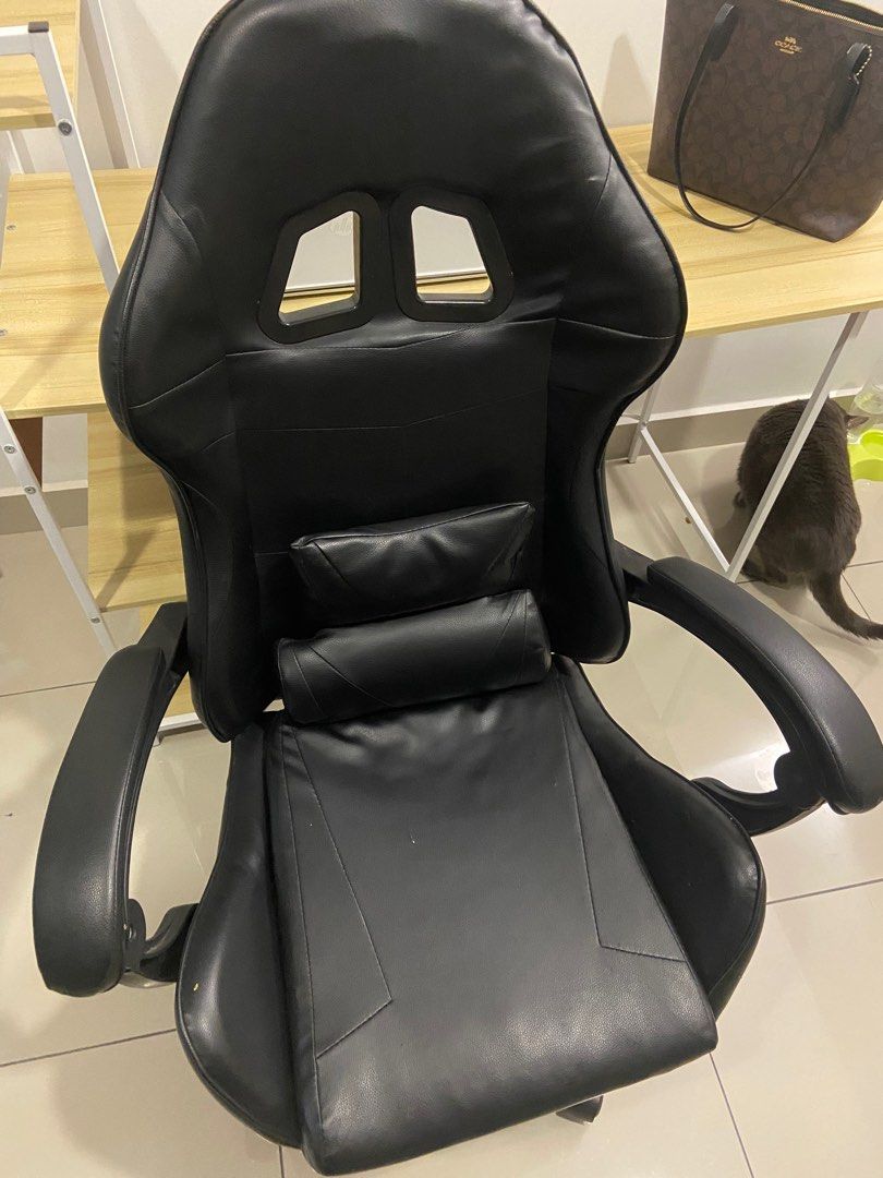 Gaming chair shop without legs