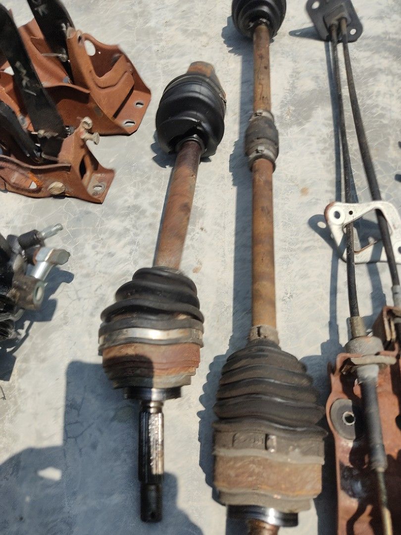 Gearbox Wira Manual 1.5, Auto Accessories on Carousell