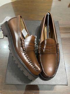 GH Bass Weejuns Larson Lug Loafers