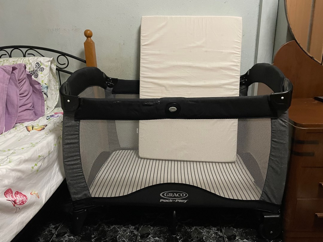 Graco pack and play travel cot, Babies & Kids, Baby Nursery & Kids ...