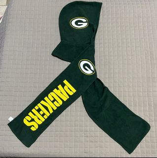 GREEN BAY PACKERS FLEECE HOODED WRAPAROUND NECK SCARF