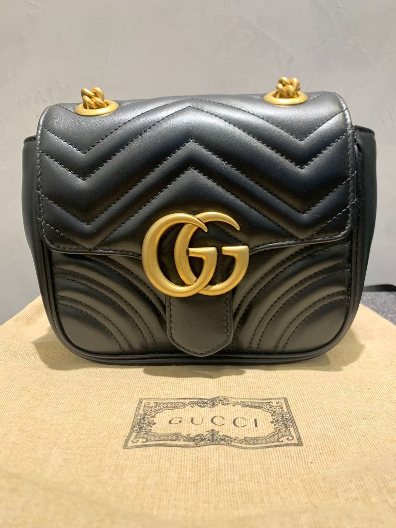 Gucci marmont logo store
