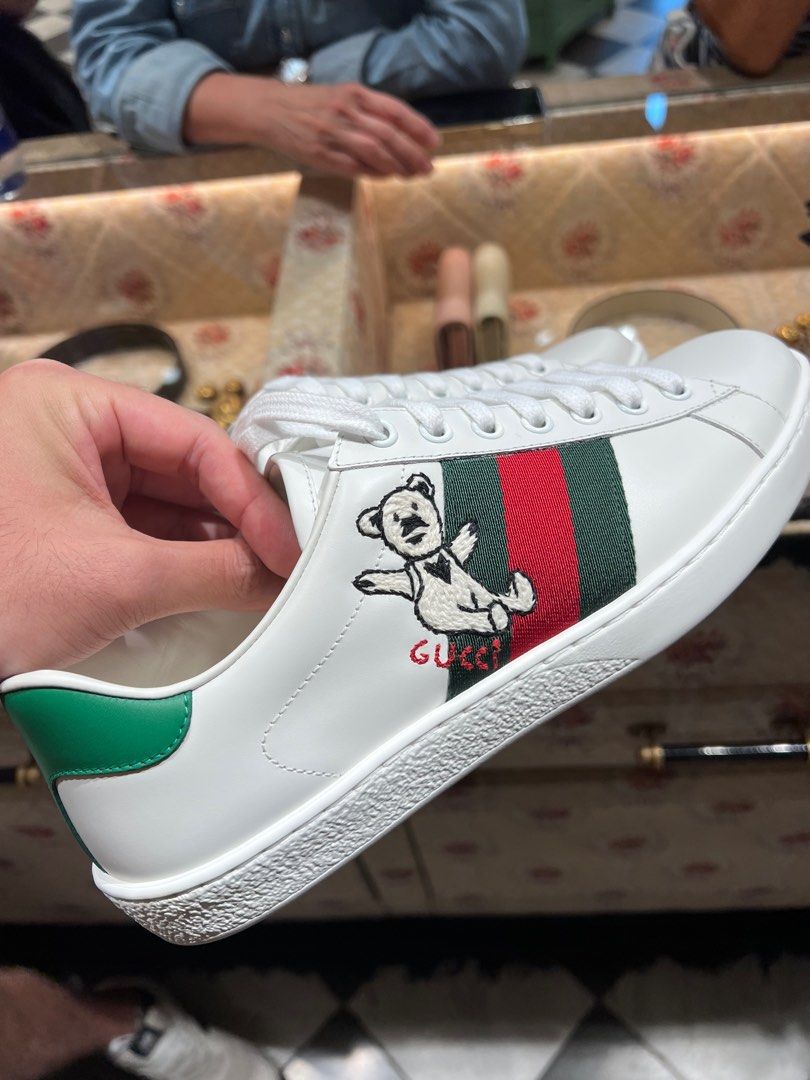 Gucci garden sneakers new arrivals