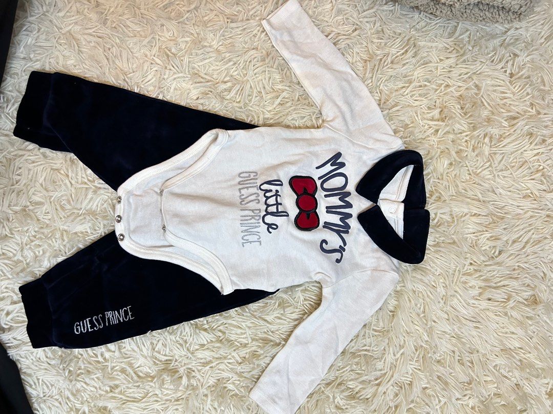 Guess baby rompers top