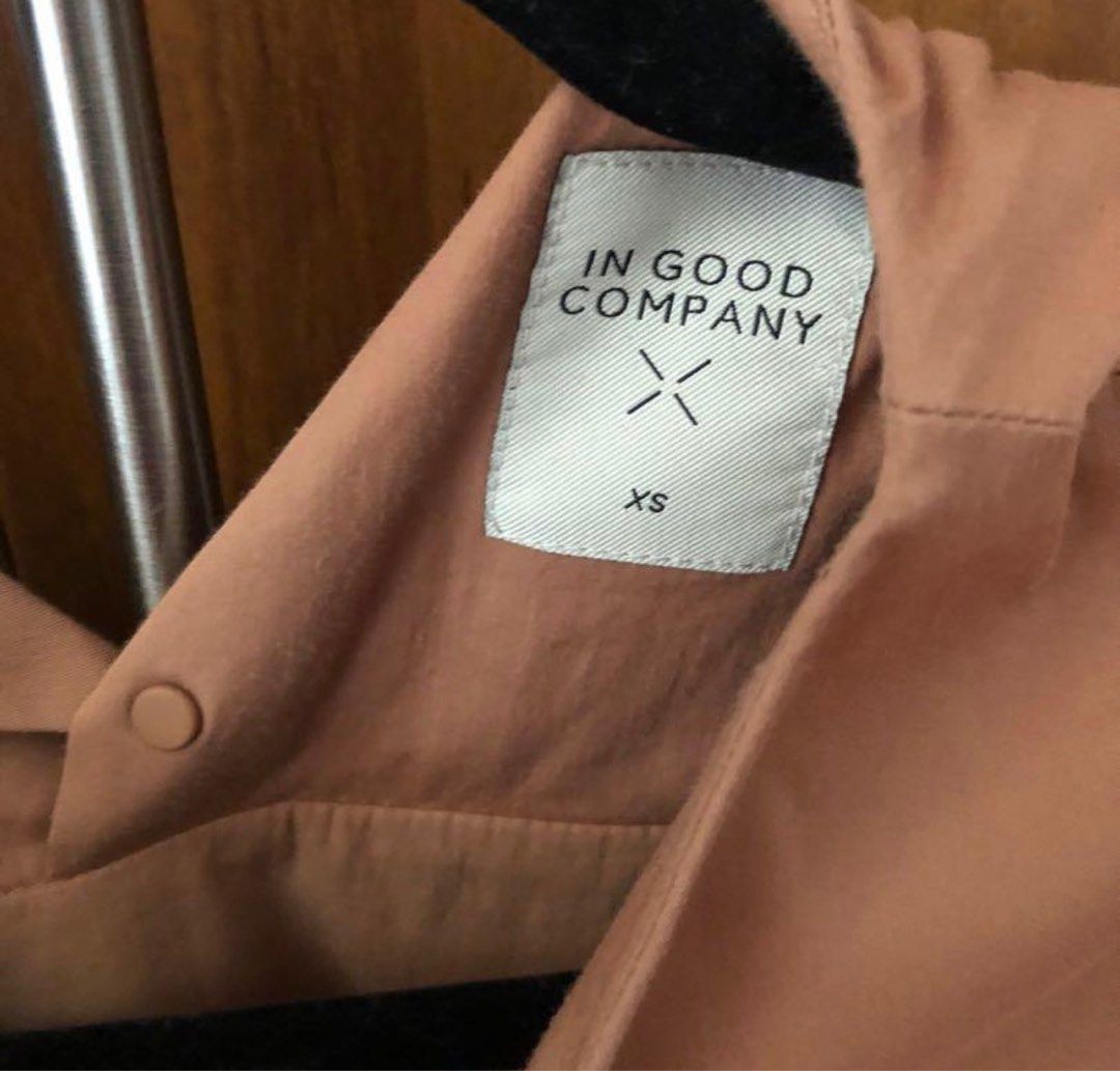 In Good Company Top (Category: Sleeveless) located in San Juan City. Submitted by alloriginalbrands (Listing ID 1260285133, Image 2). Description: 3 items 1000.