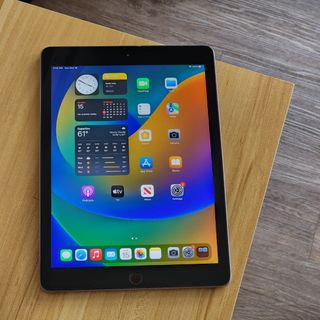 (Category: ) located in . Submitted by device.enthusiasts (Listing ID 1260192554, Image 1). Description: .