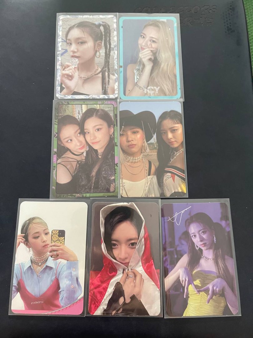 itzy pcs, Hobbies & Toys, Memorabilia & Collectibles, K-Wave on Carousell