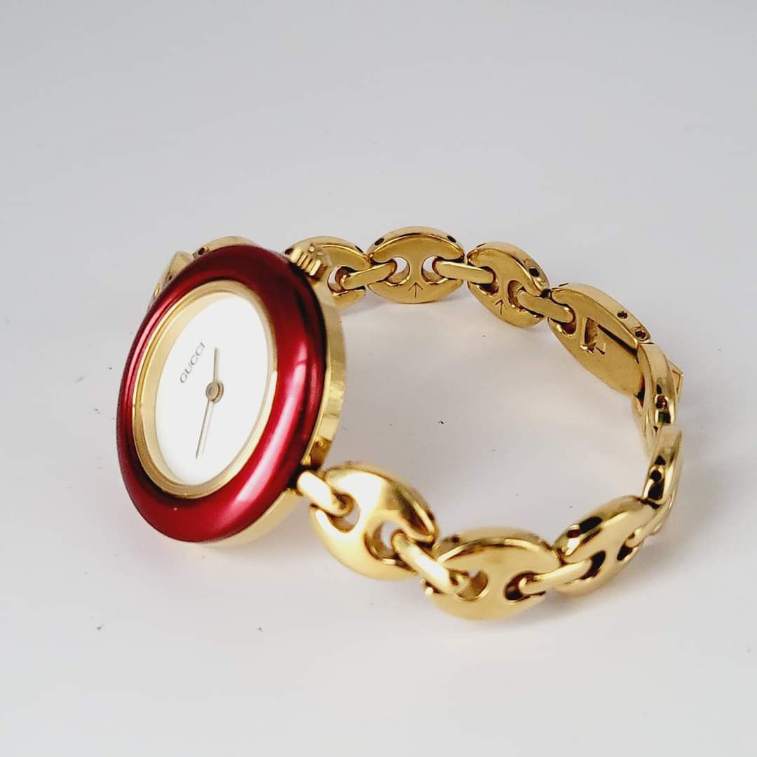 Gucci bezel watch japan on sale