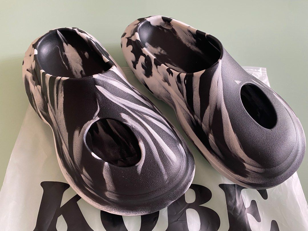 Kobe spaceship best sale shoes