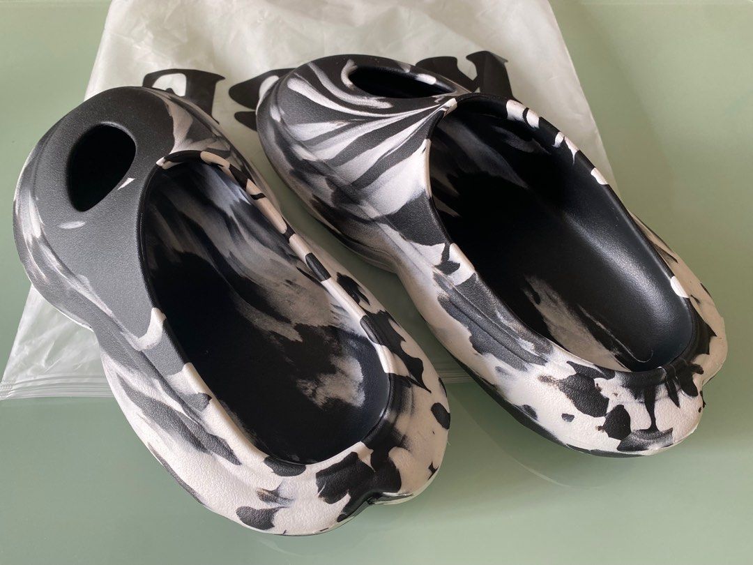 Kobe Spaceship Clogs Carousell