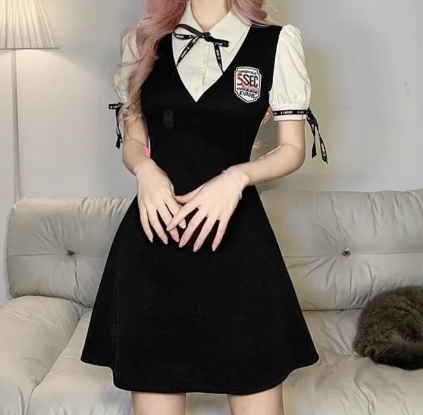 Korean store student outfit