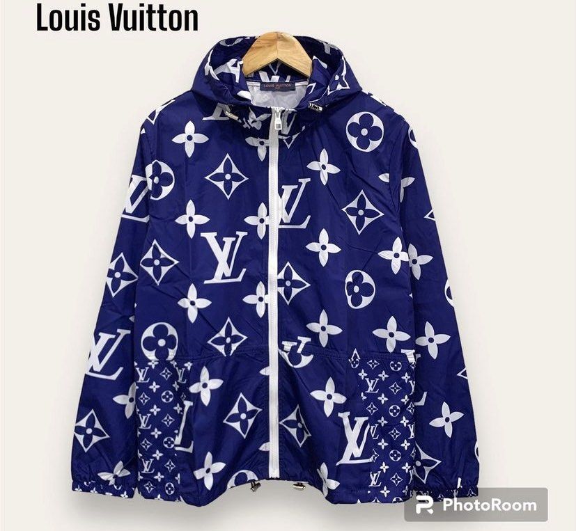 Louis Vuitton windbreaker jacket, Women's Fashion, Coats, Jackets and  Outerwear on Carousell