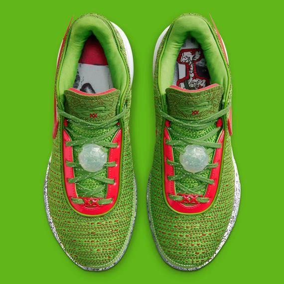 lebron 15 christmas shoes