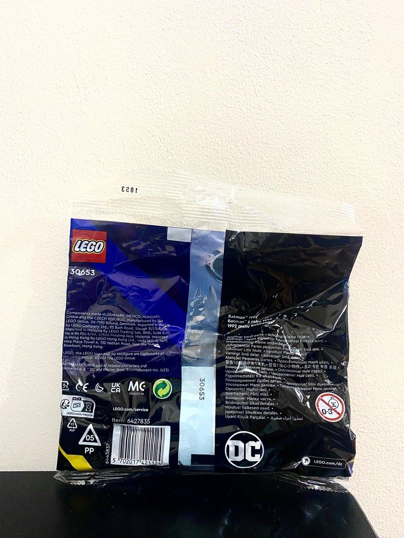 Lego Batman 1992 Polybag (Category: Lego & Building Sets) located in Pasig City. Submitted by rustymonzon (Listing ID 1244721897, Image 2). Description: Original Lego Batman 1992 polybag MISB Sealed Box 100% Good Condition.