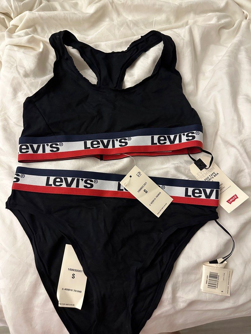 Levi's® - Graphic Sports Bra