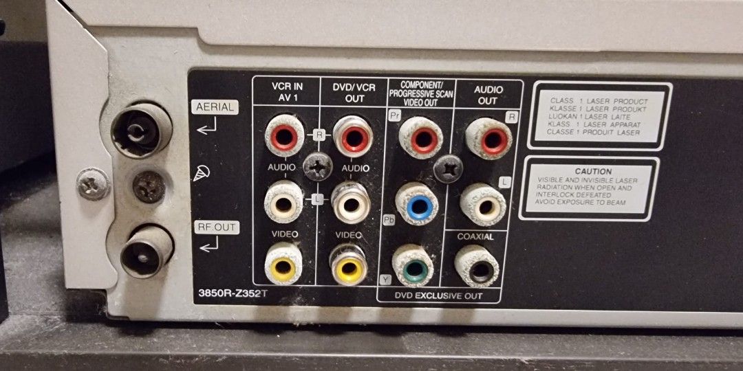 LG DVD player/ video cassette recordor, TV & Home Appliances, TV