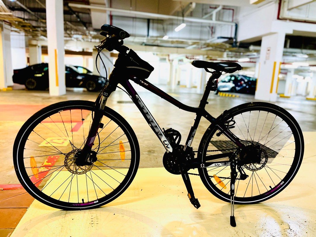 Liv hybrid bike Sports Equipment Bicycles Parts Bicycles on