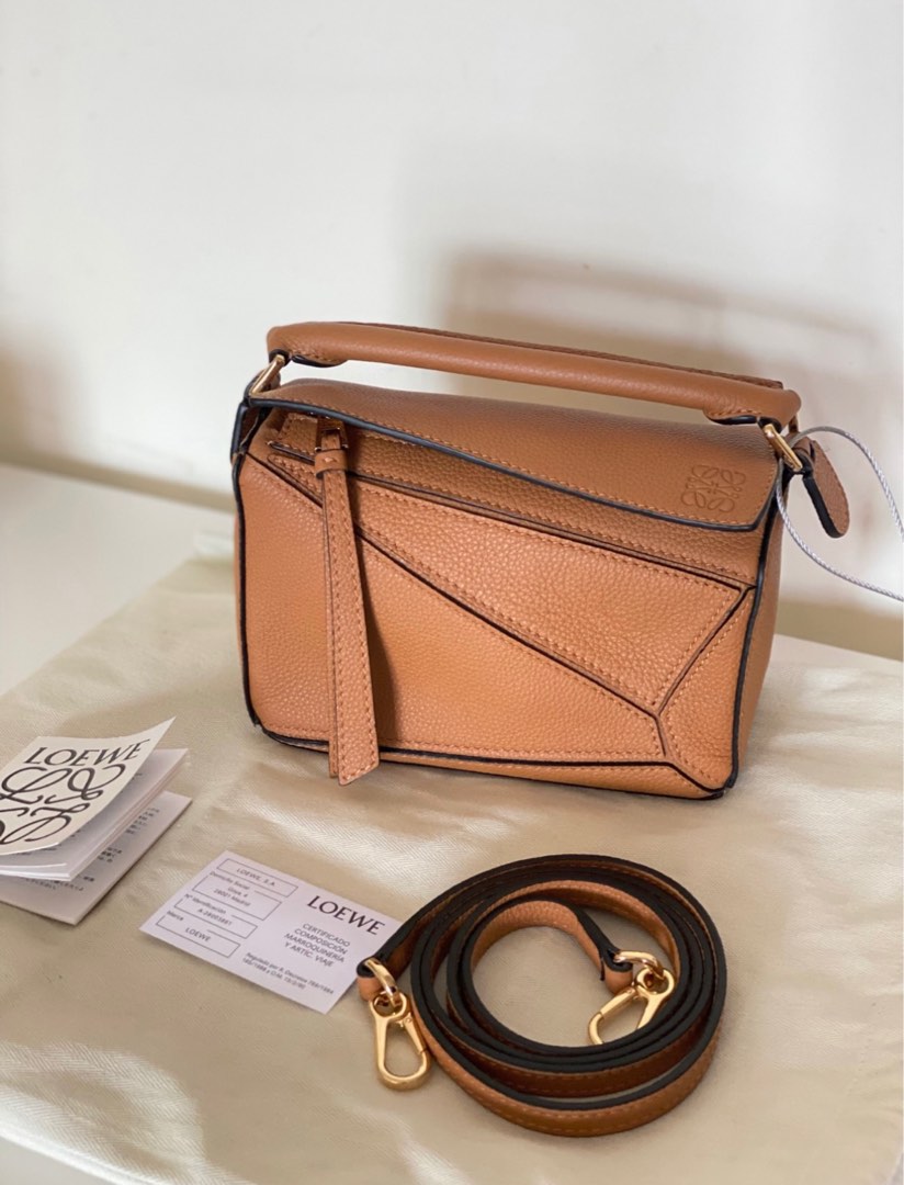 Loewe puzzle sale tan