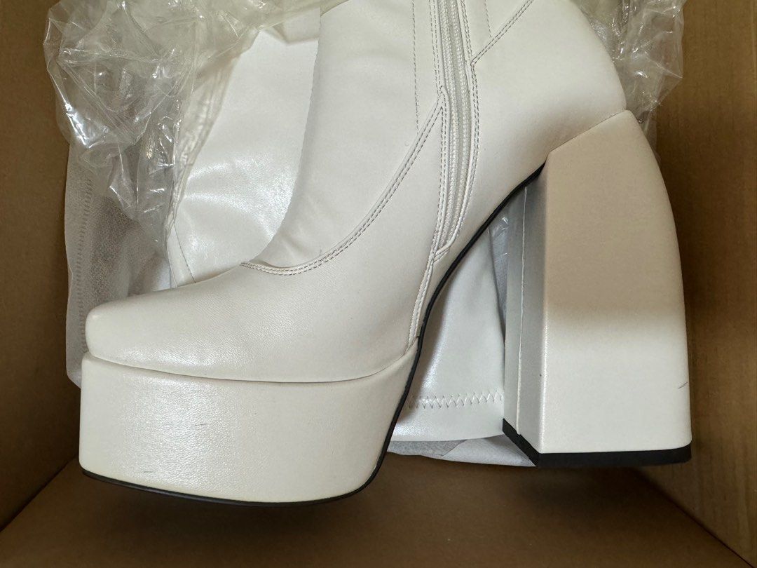 Gogo cheap boots platform