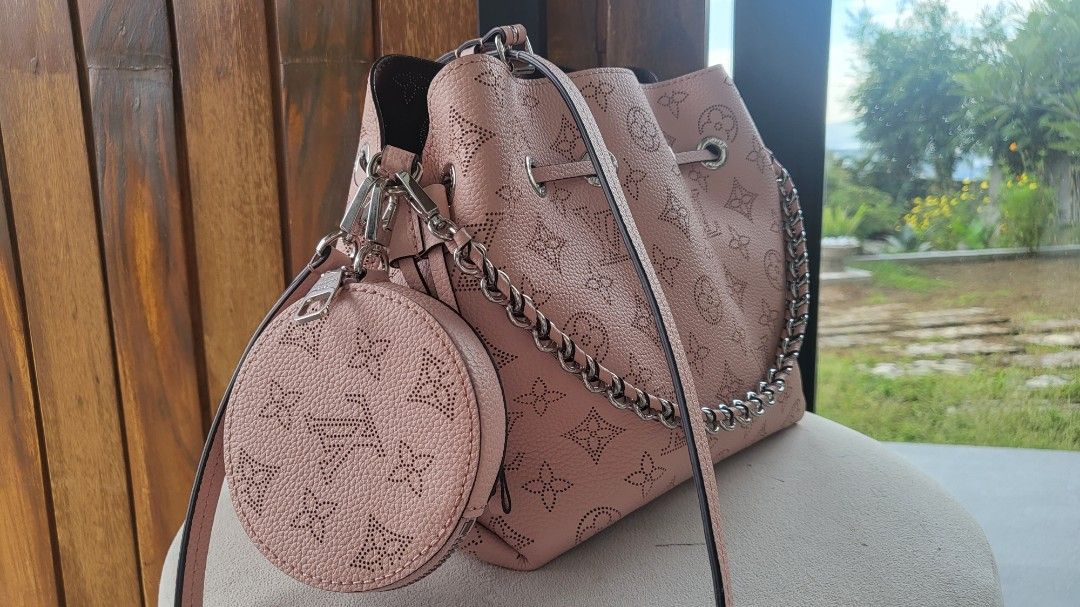Louis Vuitton Bella Mahina Bucket Bag Brown, Luxury, Bags & Wallets on  Carousell