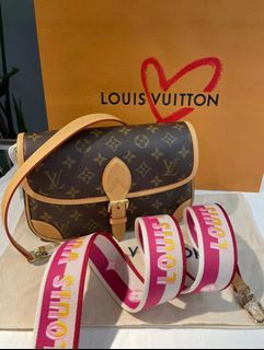 Louis Vuitton Diane 2022 Ss, Pink