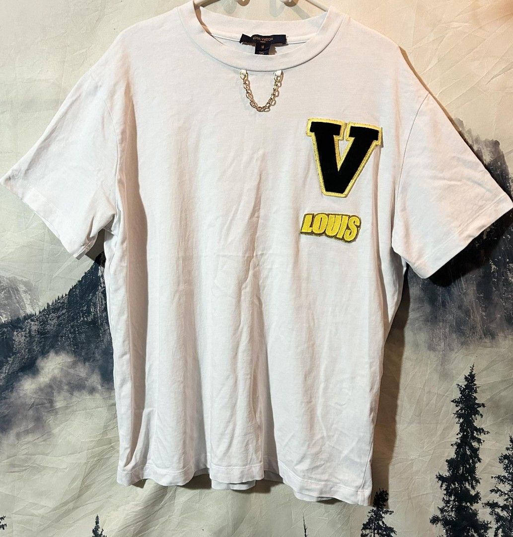 Louis Vuitton Neck Logo LV, Men's Fashion, Tops & Sets, Tshirts & Polo  Shirts on Carousell