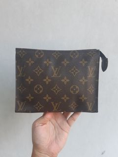 Louis Vuitton Odyssey Briefcase Monogram Eclipse Canvas, Men's Fashion,  Bags, Belt bags, Clutches and Pouches on Carousell