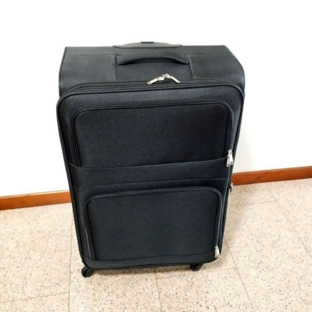 Luggage, Hobbies & Toys, Travel, Luggage on Carousell