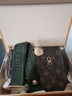 RARE ‼️ Louis Vuitton Bucket Pochette Accessoires Monogram, Luxury, Bags &  Wallets on Carousell